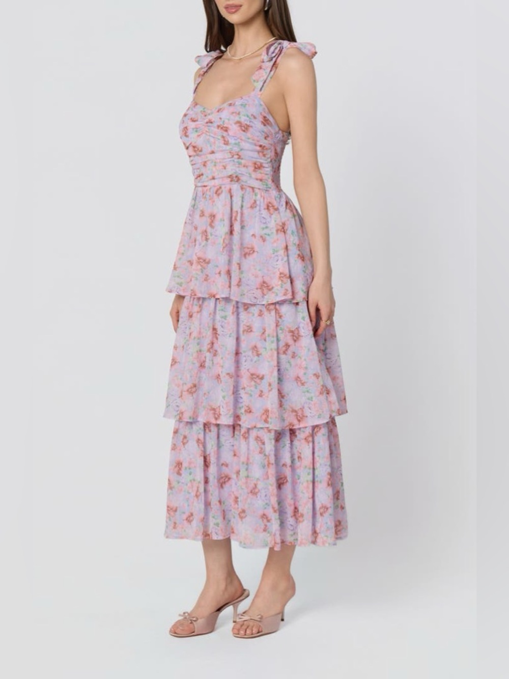 ASTR The Label Tiered Strap Sundress Size Medium Floral Purple New - Picture 3 of 13